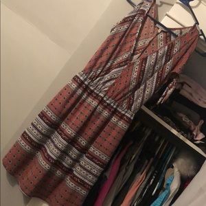 NWOT Charlotte Russe cold shoulder dress!